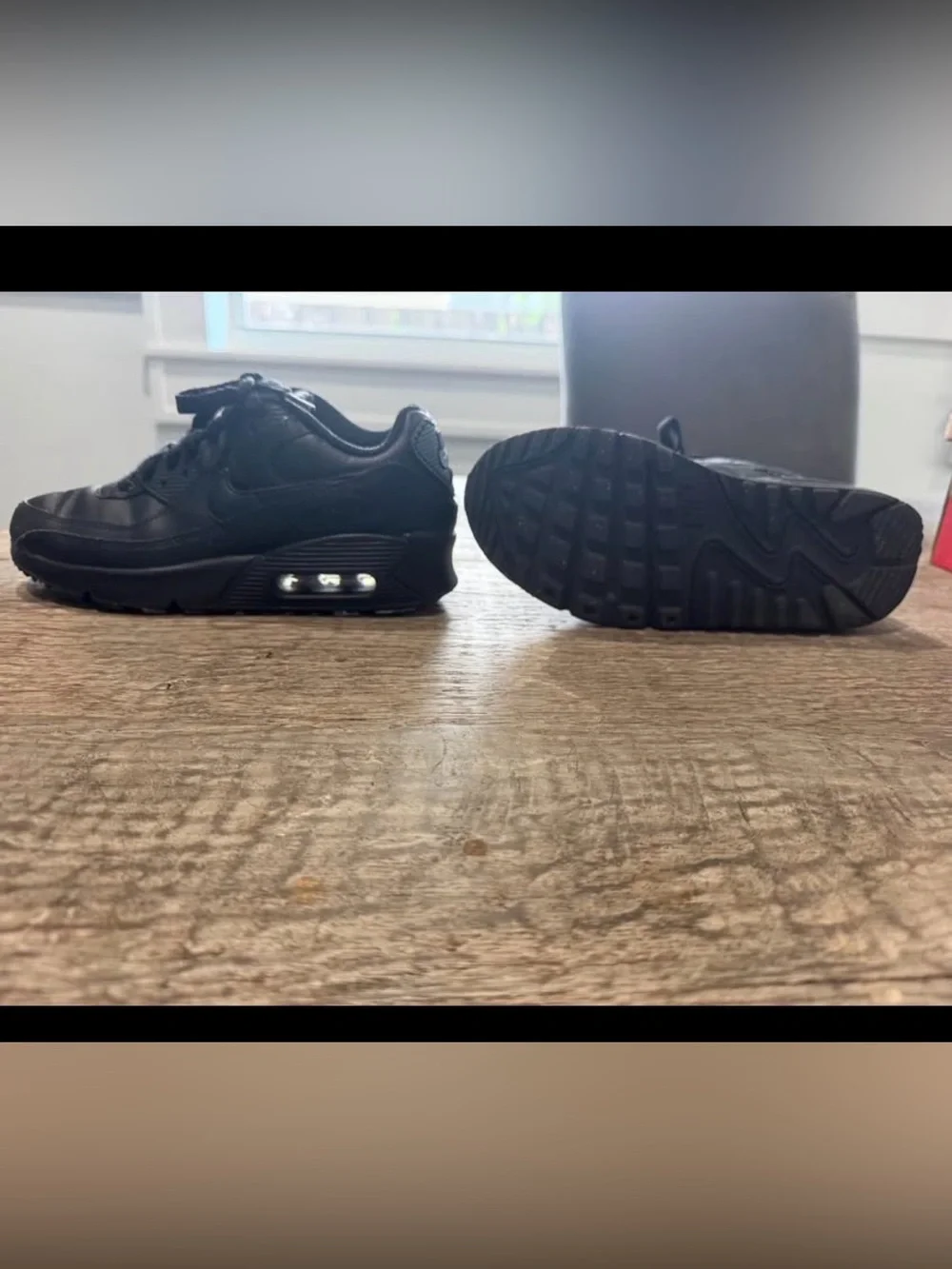 Nike Kids Black Air-Cushioned Sneakers